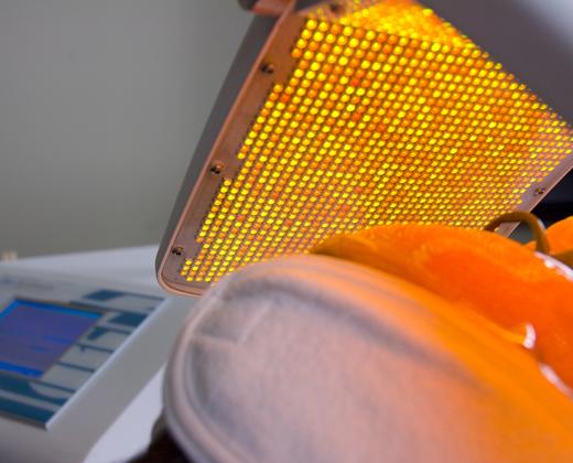 Купити апарат LED хромотерапії Bio-Synthesis | Alfaspa зображення 28