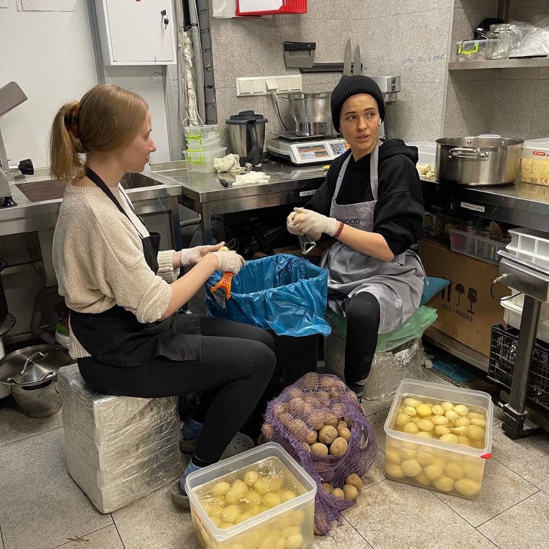 Амбасcадор HydroPeptide Ukraine Даша Астафьева прекрасна снаружи, прекрасна внутри | Alfaspa изображение 1