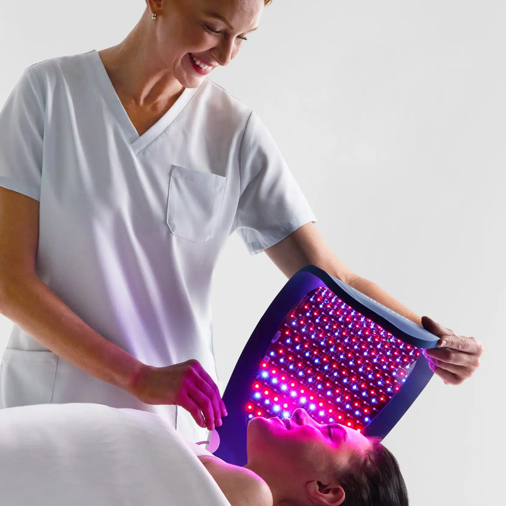 Мультиволновая LED-терапия Celluma против морщин: как синий, красный и инфракрасный свет действуют совместно | Alfaspa изображение 6