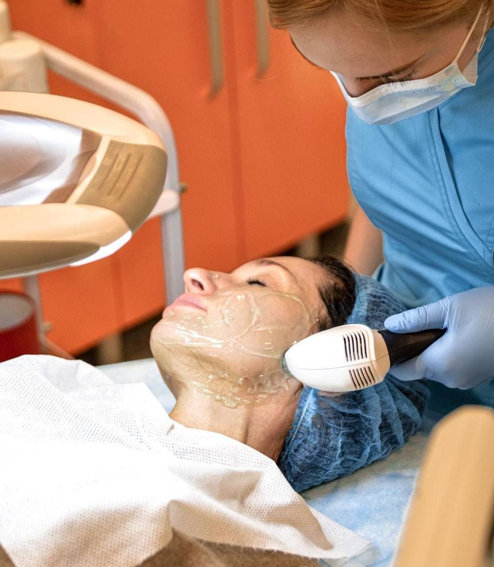 Бьюти-расписание: какие процедуры можно делать в солнечный сезон | Alfaspa изображение 6