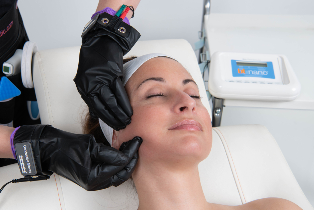 Компактний апарат мікрострумової терапії BT-Nano | Alfaspa зображення 24